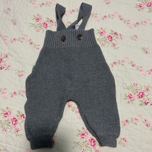Zara Other - Lindex grey knit overalls size newborn